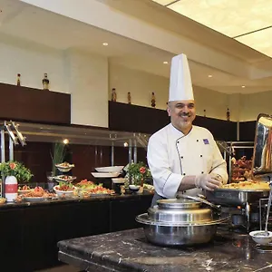 Hotel Novotel Business Park ****